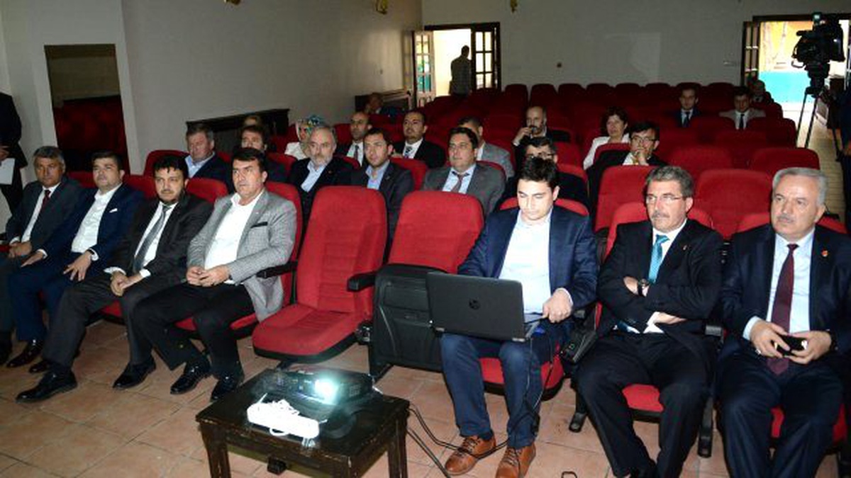Dündar, Meclis Üyeleri İle Bir Araya Geldi