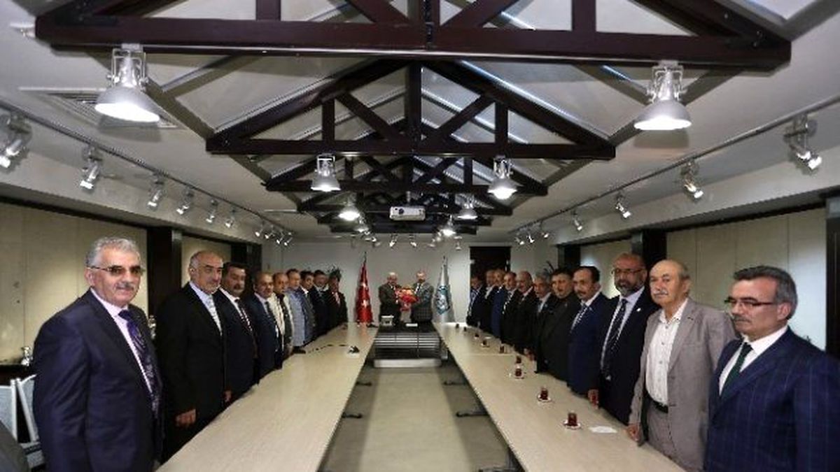 Esnaflardan Başkan Çelik\'e Teşekkür