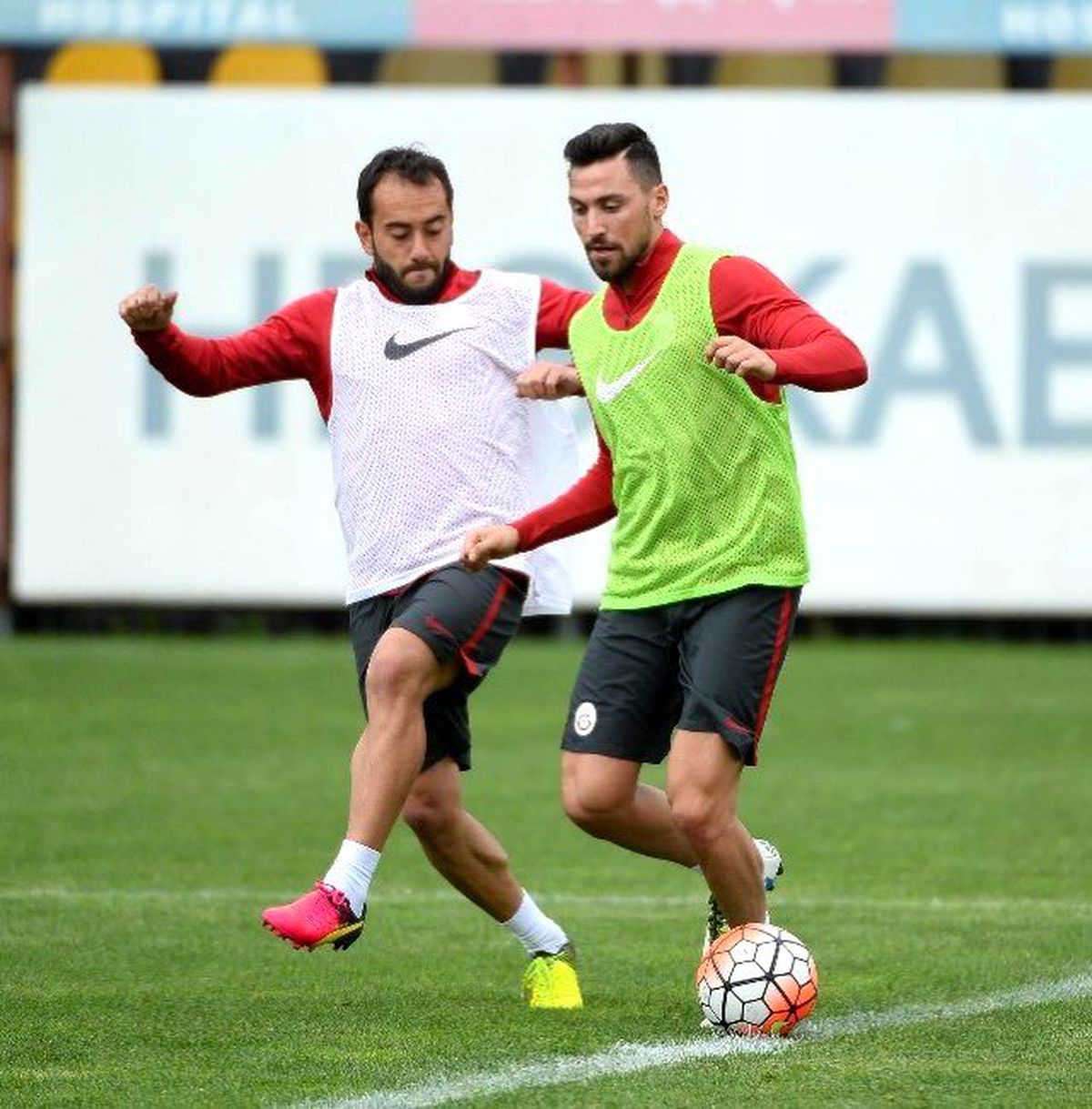 Galatasaray\'da Derbi Mesaisi Başladı