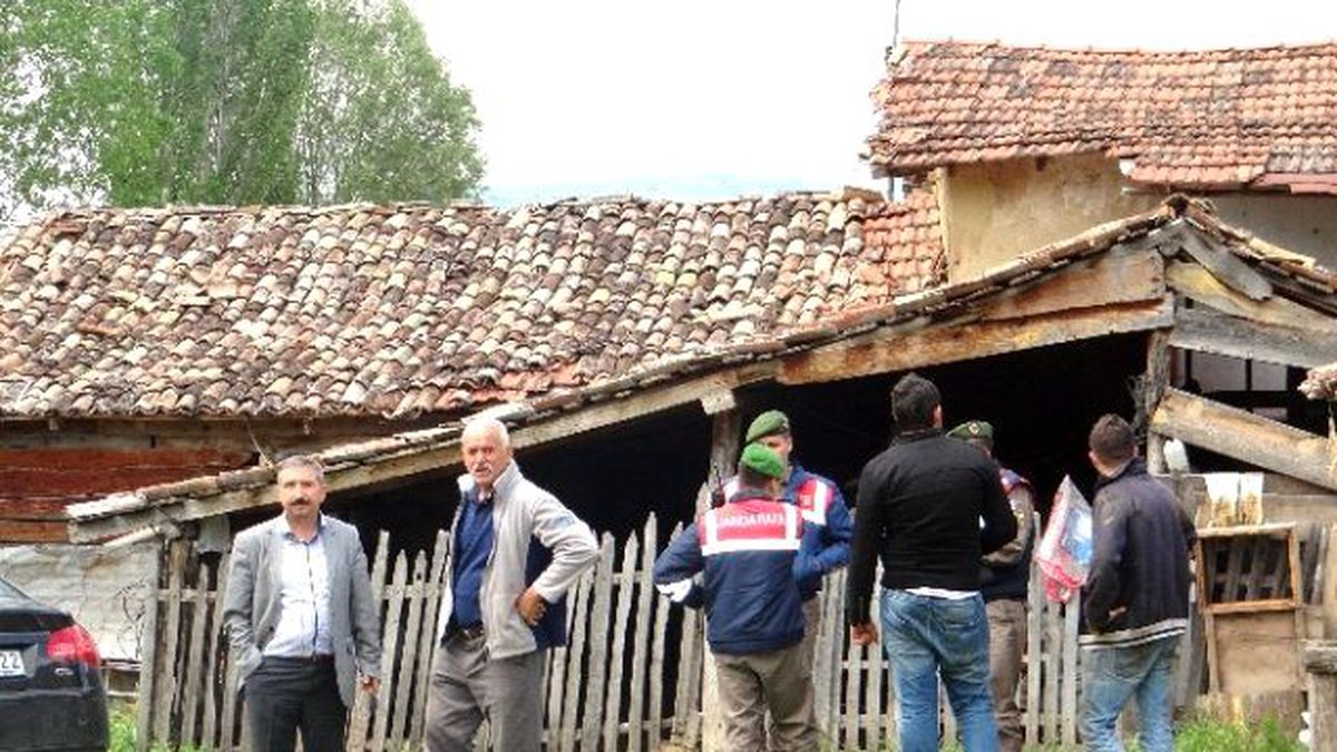 Genç Kuyumcu Bağ Evinde Kendisini Vurdu
