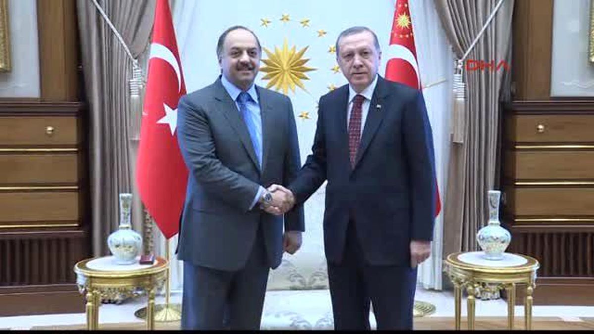 Katar\'ın Savunmadan Sorumlu Devlet Bakanı Al-Atiyah Cumhurbaşkanlığı Sarayı\'nda