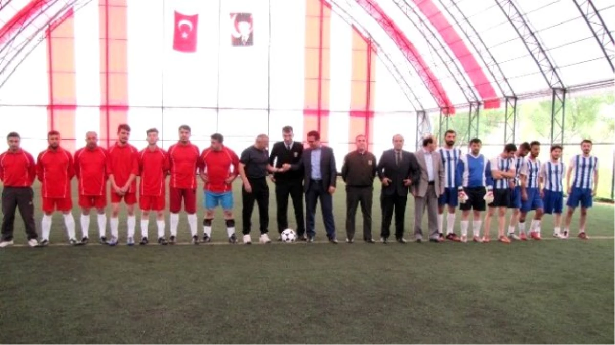 Kaymakamlık Halı Saha Futbol Turnuvası Başladı