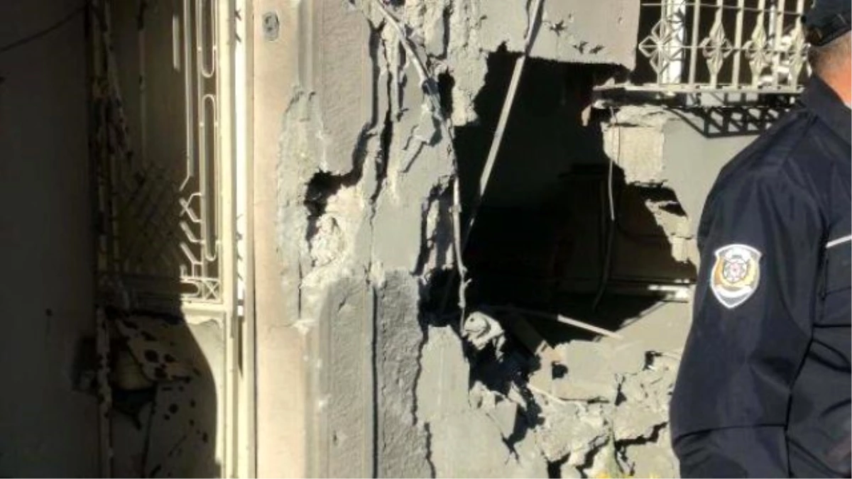 Kilis\'e 7 Roket Atıldı: 1 Ölü, 10 Yaralı (5)- Yeniden