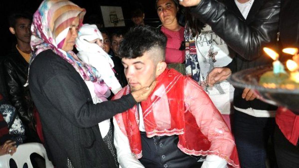 Kınalı Kuzular Askere Uğurlandı