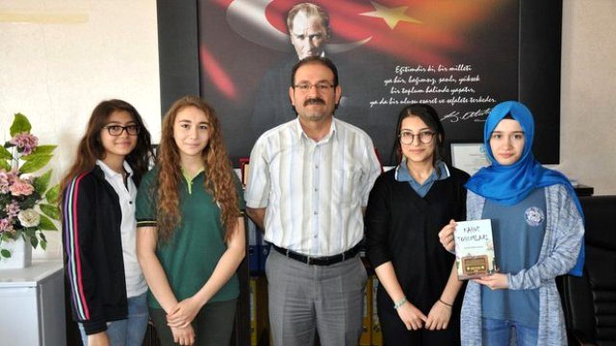 Liseli Yazardan Kitap