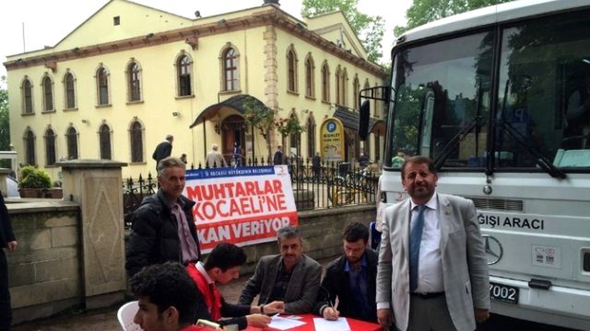 Muhtarlar Kan Bağışında Bulunuyor