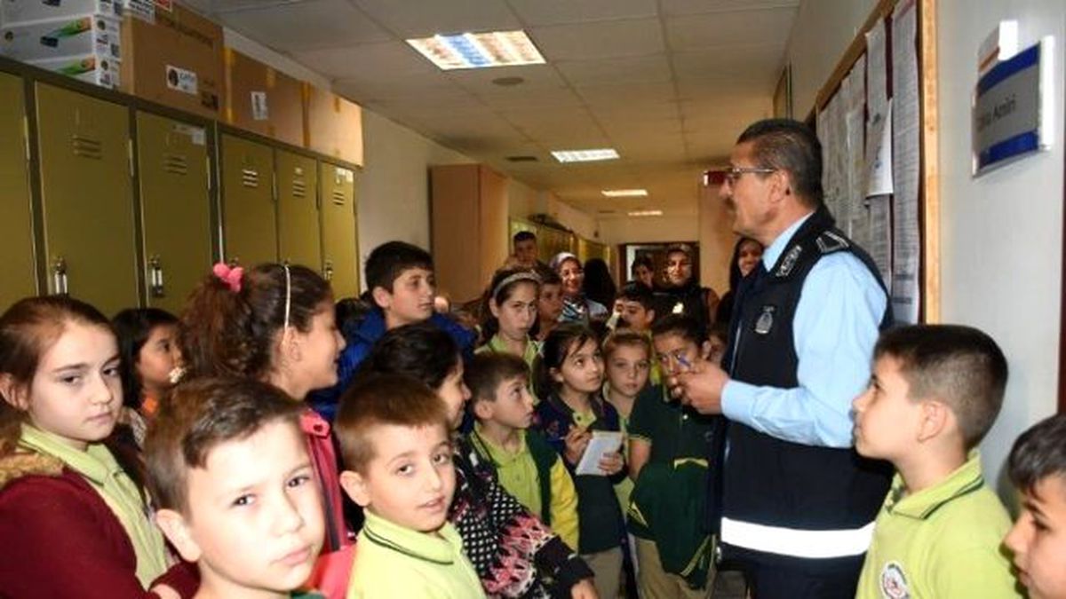 Öğrencilerden Belediyeye Ziyaret