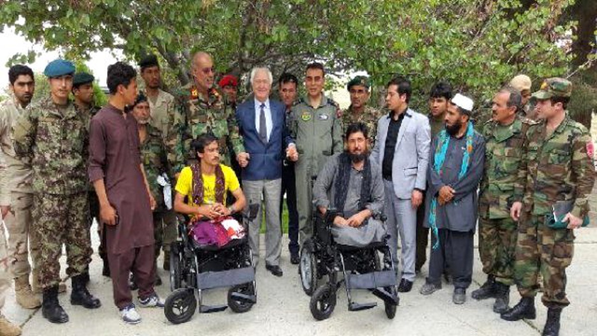 Türk Askerinden Afgan Gazilere Akülü Sandalye