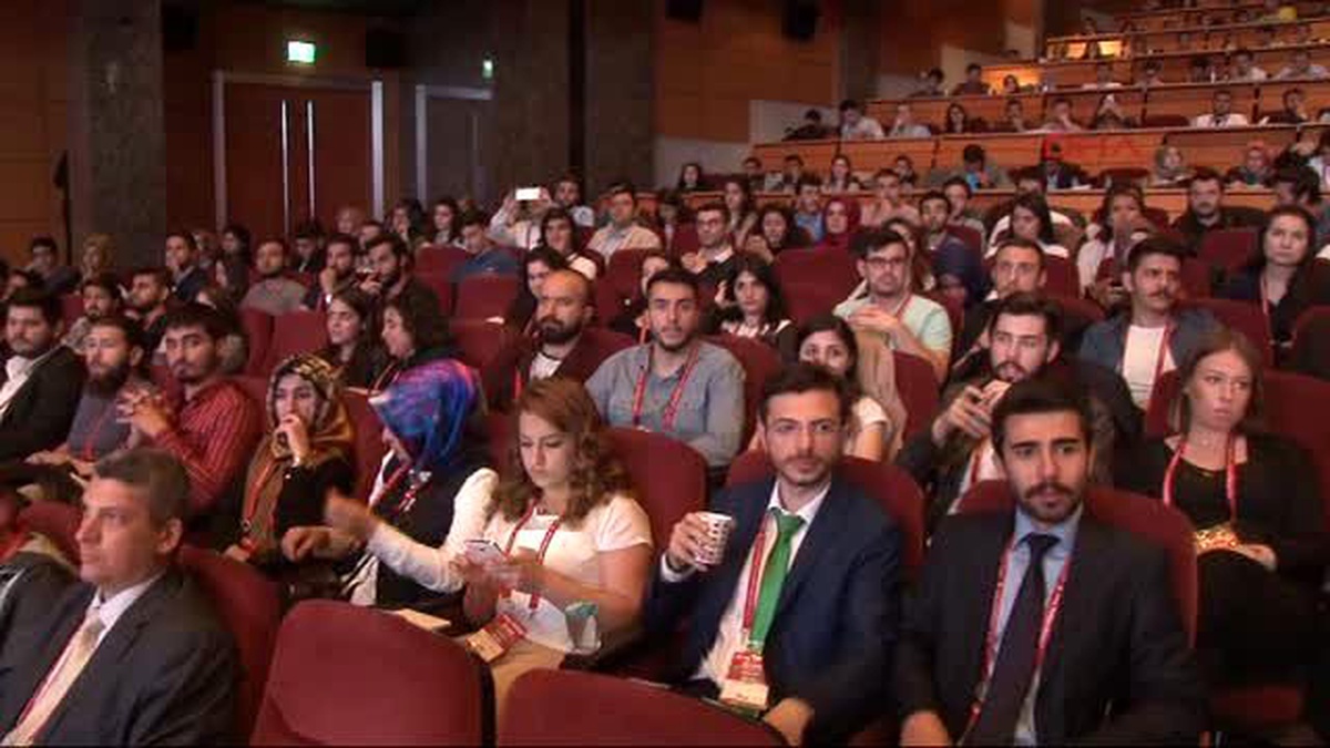 Albayrak Türkiye\'de Bir Sistem, Yönetim Sorunu Var
