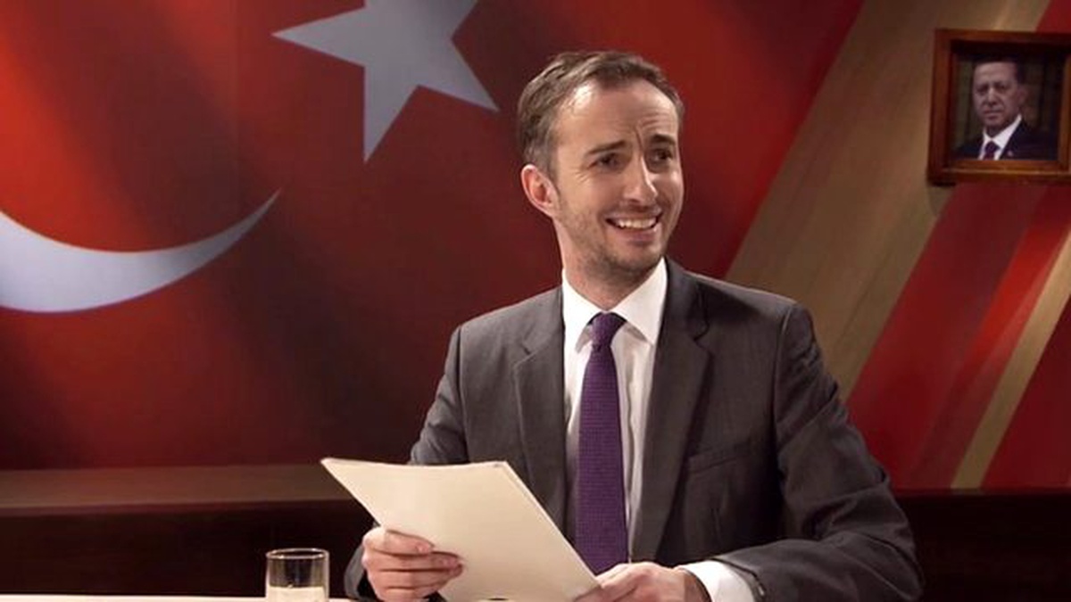 Böhmermann\'dan Gönderilecek Her Fıkra ve Hiciv İçin 103 Euro Vaadi