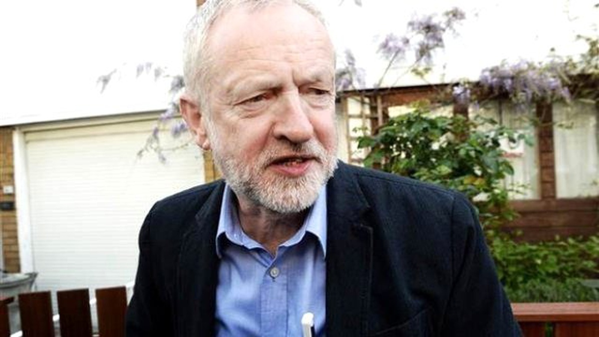 Corbyn, İngiltere\'de Çok Kan Kaybetmedi