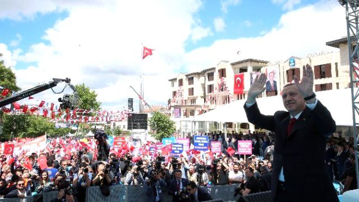 Cumhurbaşkanı Erdoğan\'dan Davutoğlu\'na Teşekkür