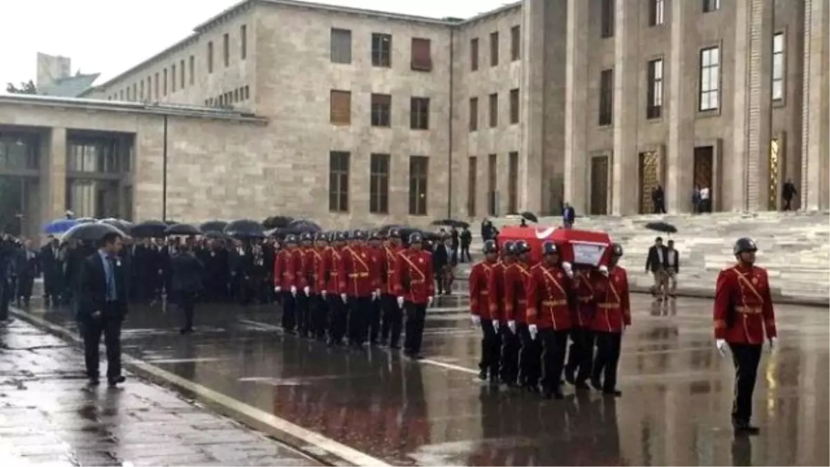 Eski Milletvekili Namık Durhan İçin TBMM\'de Tören