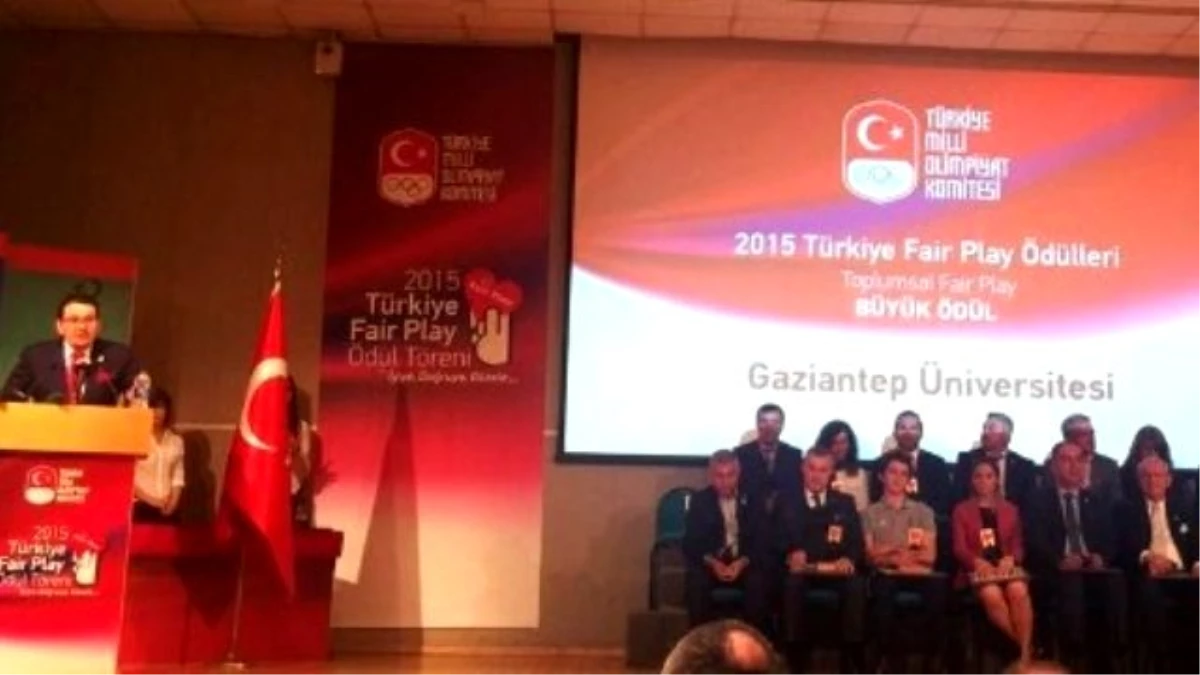 Fair Play Büyük Ödülü Gaziantep Üniversitesi\'ne