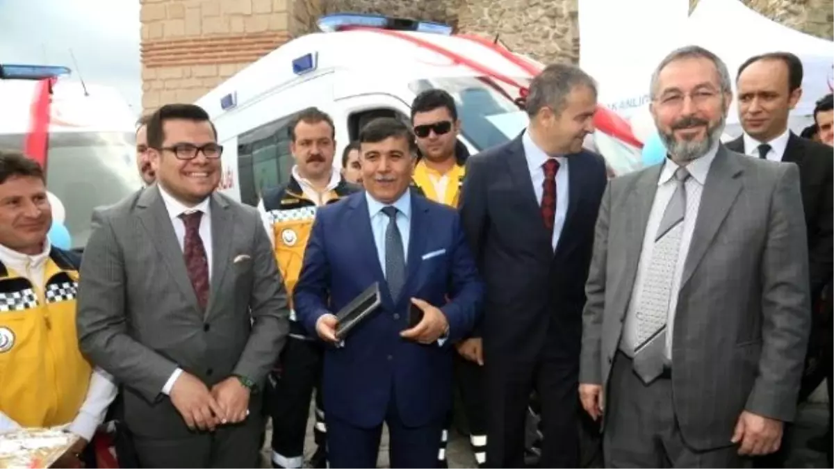 Kütahya\'ya 8 Yeni Ambulans Daha