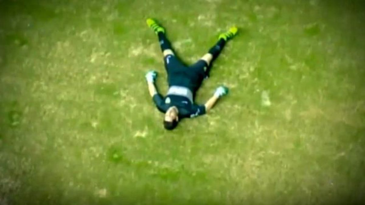 Libertadores Kupası'nda Kaleci, Rakibiyle Çarpışınca Ölümden Döndü