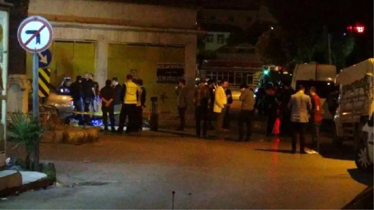 Durdurulan Araçtan El Bombası, Silah ve Bomba Düzeneği Çıktı