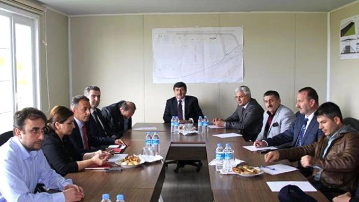 Trabzonspor\'un Yeni Mabedi Akyazı İçin Koordinasyon Toplantısı Yapıldı
