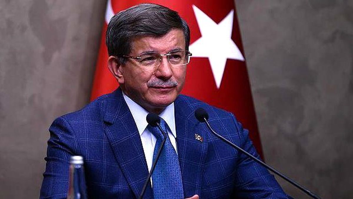AK Parti'de Davutoğlu'nun Koltuğu İçin Kulislerde Adı Geçen Yeni İsim