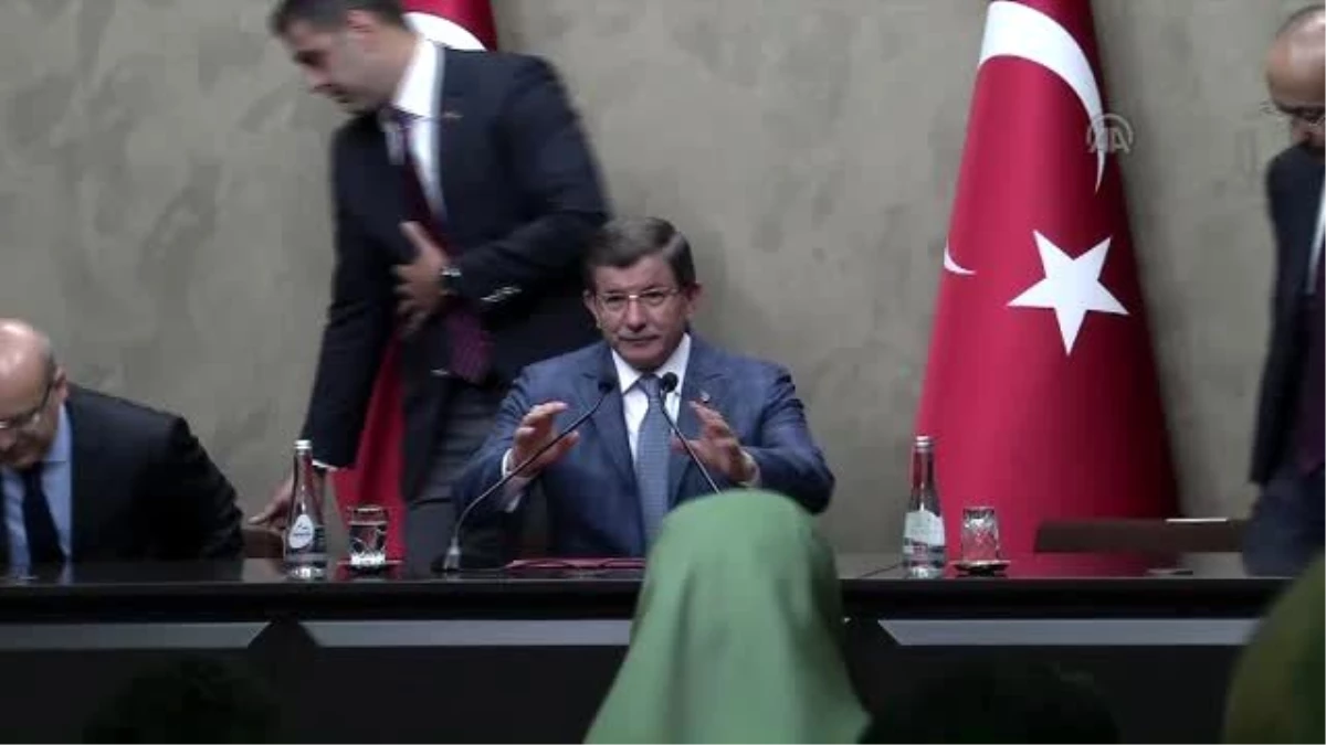 Başbakan Davutoğlu Bosna Hersek\'e Gitti
