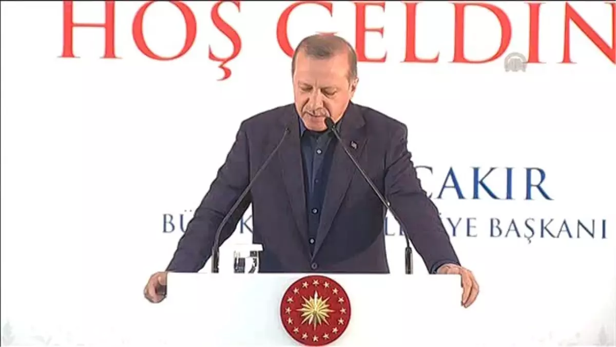 Erdoğan: "Teröristlerde Onların İplerini Ellerinde Tutanlarda Gayelerine Ulaşamayacaklar"