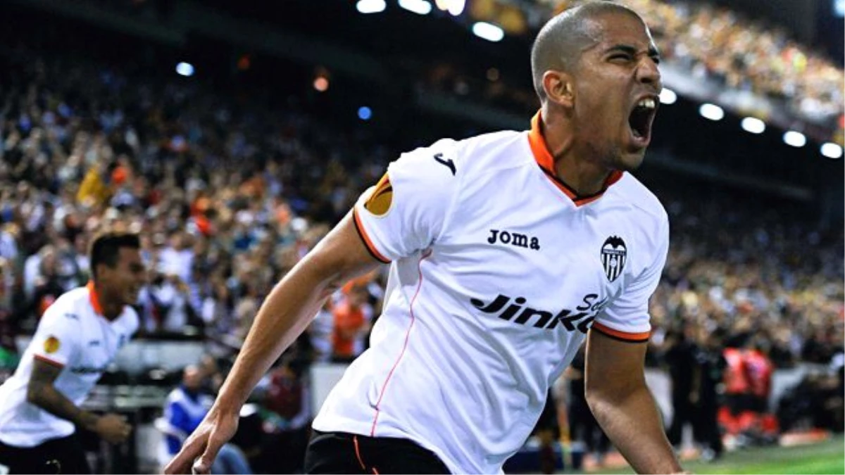 Fenerbahçe, Valencialı Feghouli ile Anlaşma Sağladı