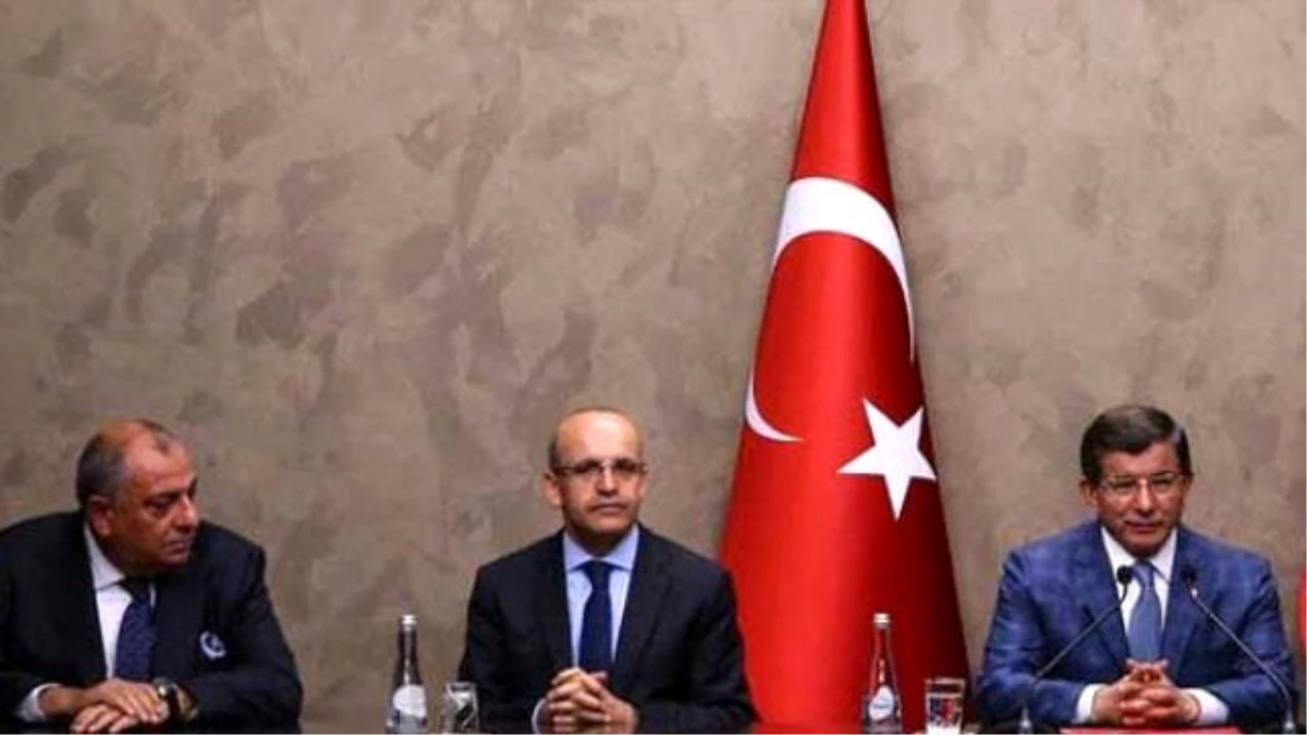 Davutoğlu\'nun Ziyareti Kriz Çıkardı! İki Başbakan Yardımcılığı Vekaletsiz Kaldı