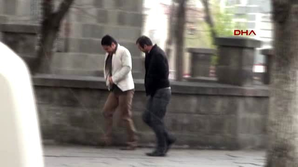Kars\'ta Yağmur ve Fırtına Hayatı Etkiledi