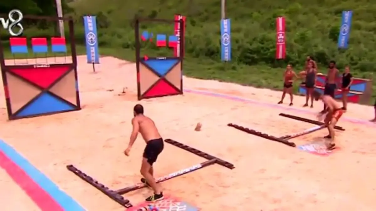 Ödül Oyununda Müthiş Final! Atakan ve Serkay\'ın Heyecan Dolu Mücadelesi...