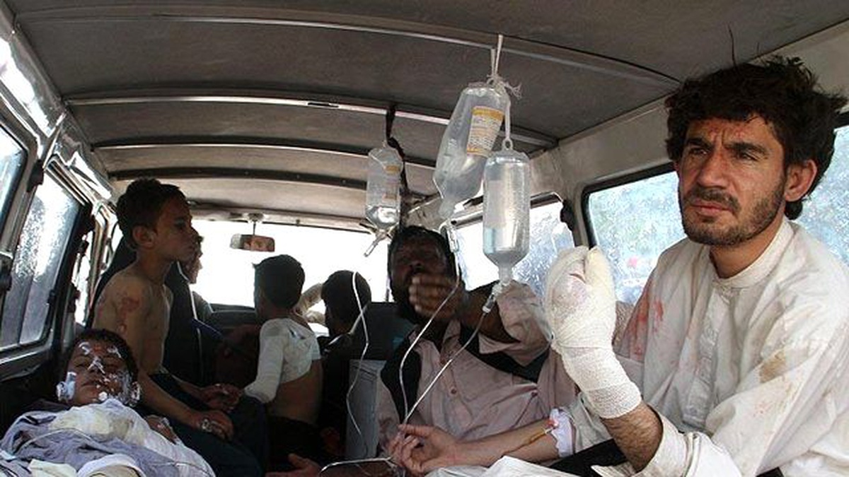 Afganistan\'da Trafik Kazası: 52 Ölü, 73 Yaralı