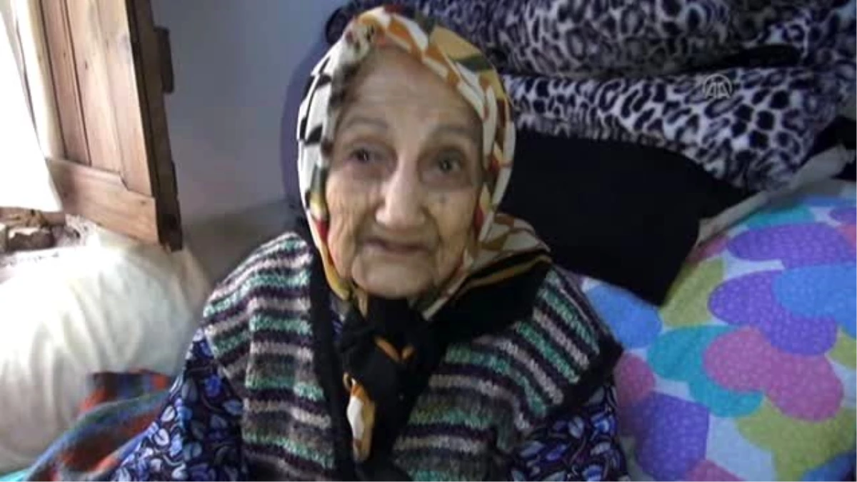 Anneler Günü"Nü İlk Kez 102 Yaşında Kutladılar