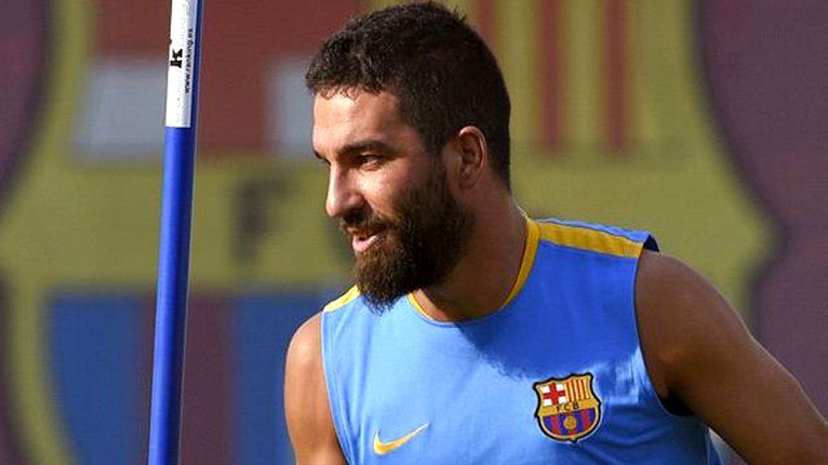 Arda Turan, Antrenmanda Arkadaşlarından Dayak Yedi