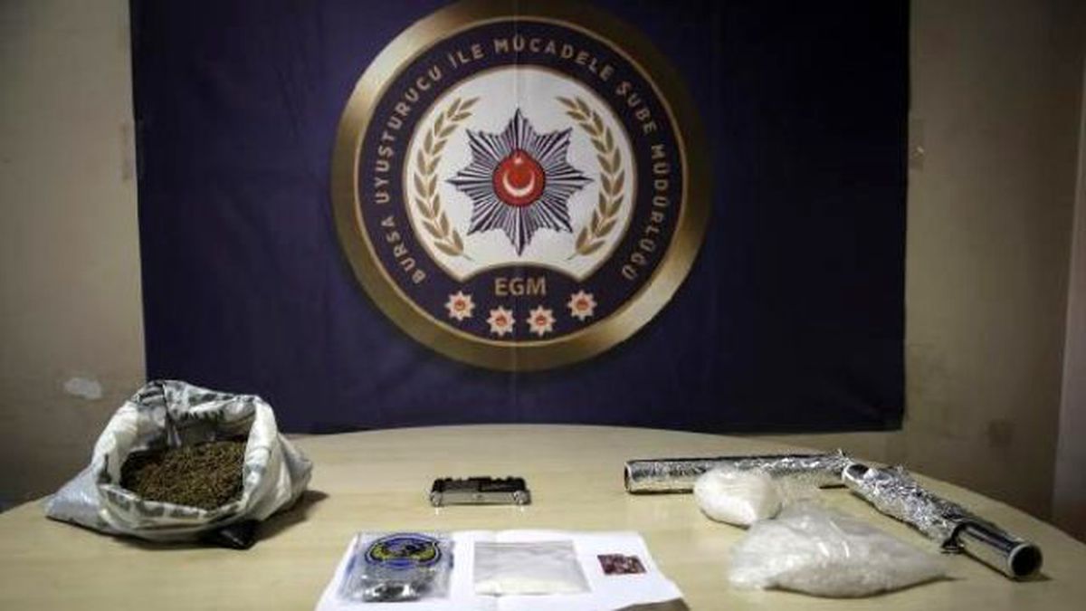Bursa\'daki 3 Uyuşturucu Operasyonunda 8 Gözaltı