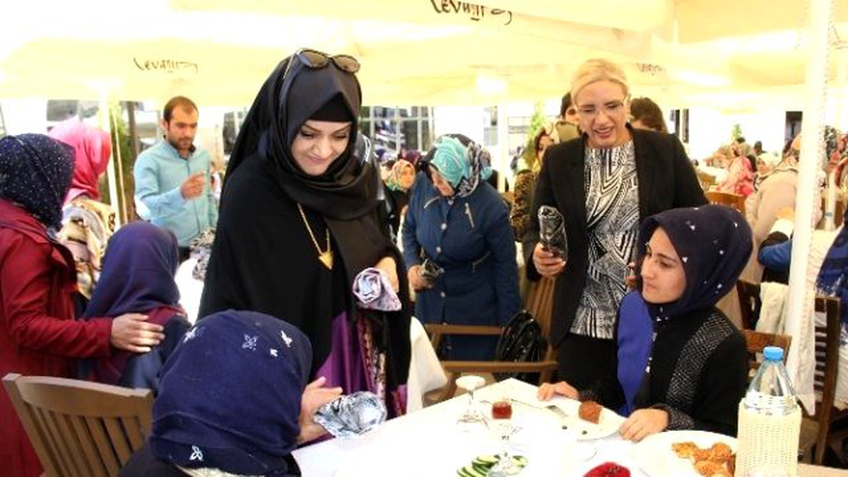 Eyyübiye Belediyesi\'nden Anlamlı Anneler Günü Etkinliği
