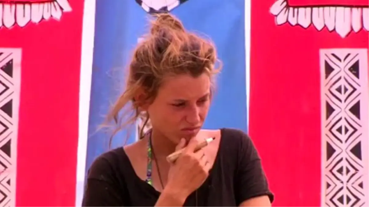Gizem Kerimoğlu Verdiği Yanıtla Yine Güldürdü!