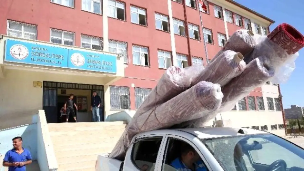 Haliliye Belediyesi Okul Mescitlerini Halıyla Donattı