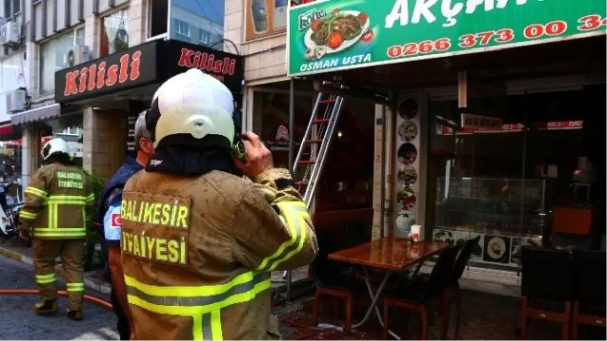 İş Yerinde Çıkan Yangın Korkuttu