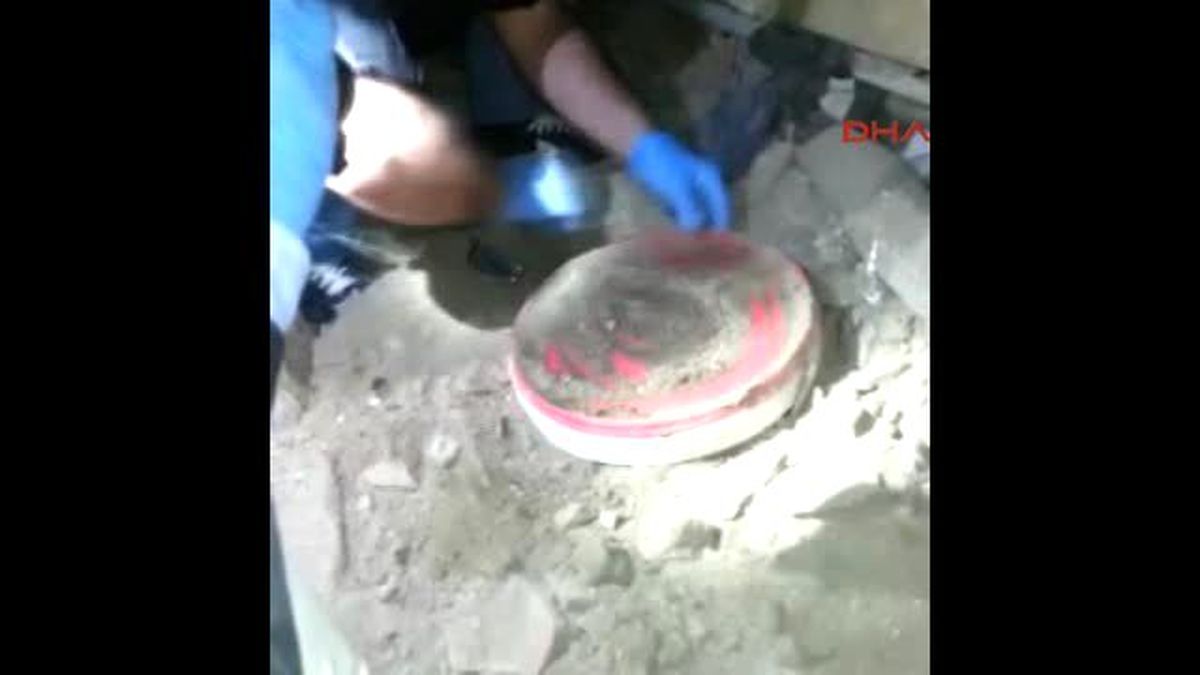 İzmir'de PKK'ya Ait Cephanelik Bulundu