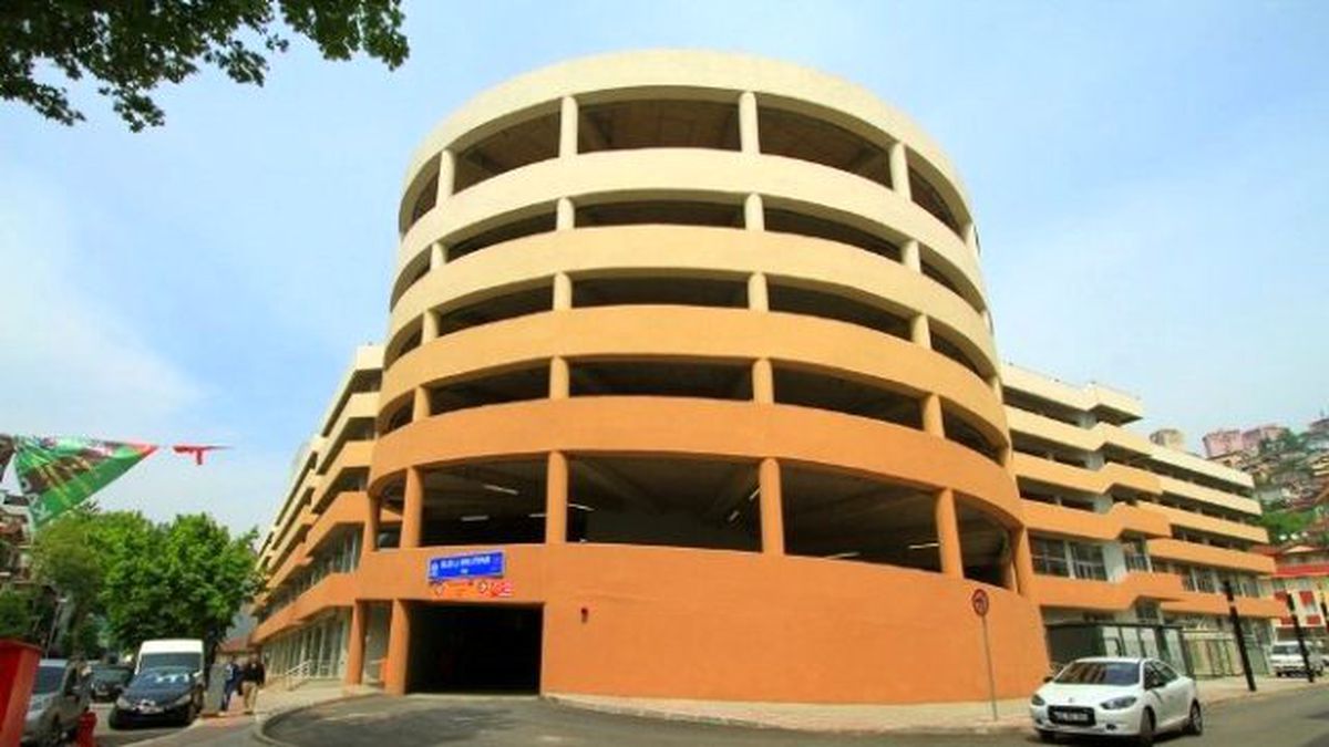 Kadıköy Katlı Otoparkı\'nda Tarife İndirimi