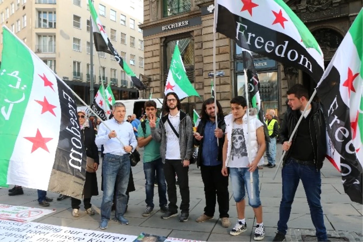 Pendik Belediye Başkanı Şahin\'den Esad Karşıtı Suriyeli Eylemcilere Destek