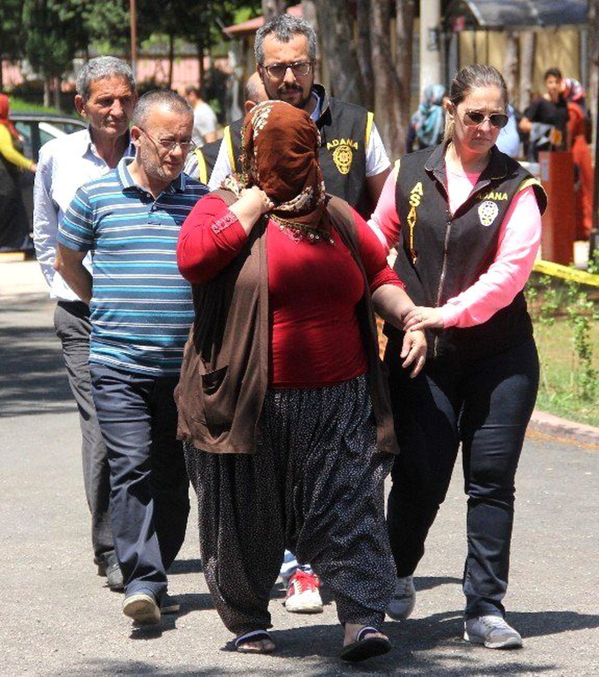 Adana\'da Fuhuş Operasyonu