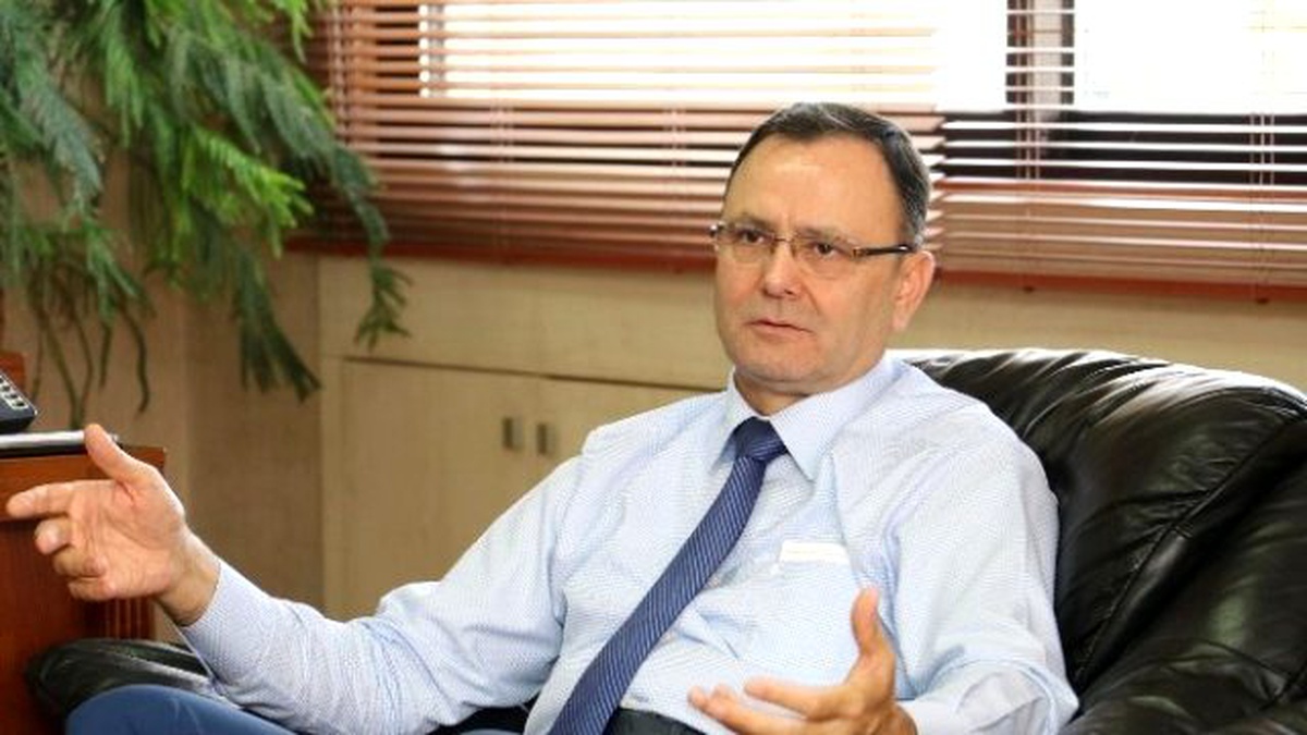 Aşut: "Küllerinden Doğmasını Bilen Bir Milletiz"