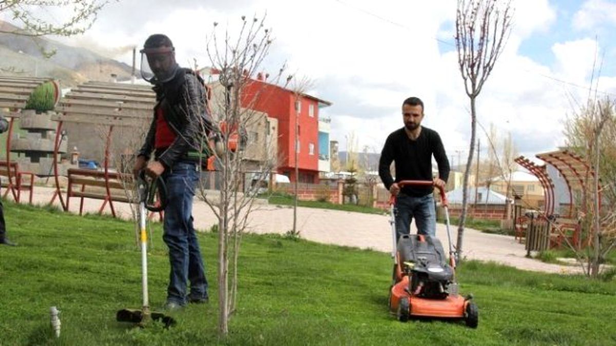 Başkale Belediyesi\'nden Hummalı Çalışma