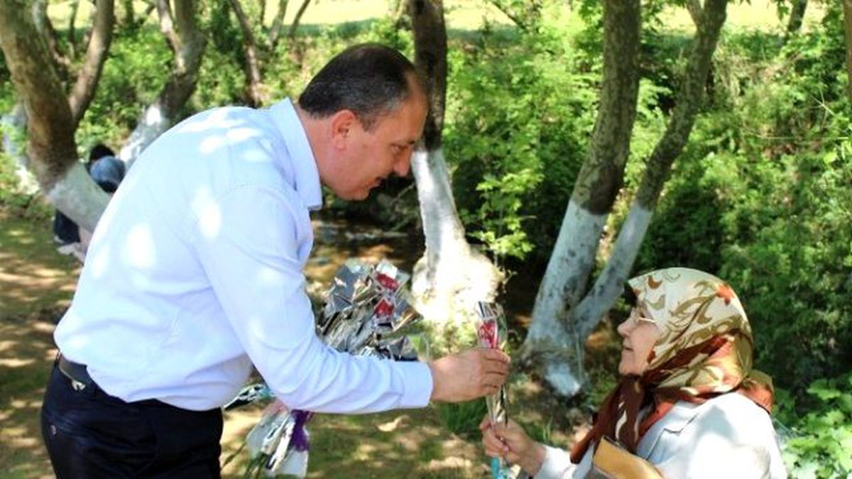 Başkan Işık\'tan Annelere Ziyaret