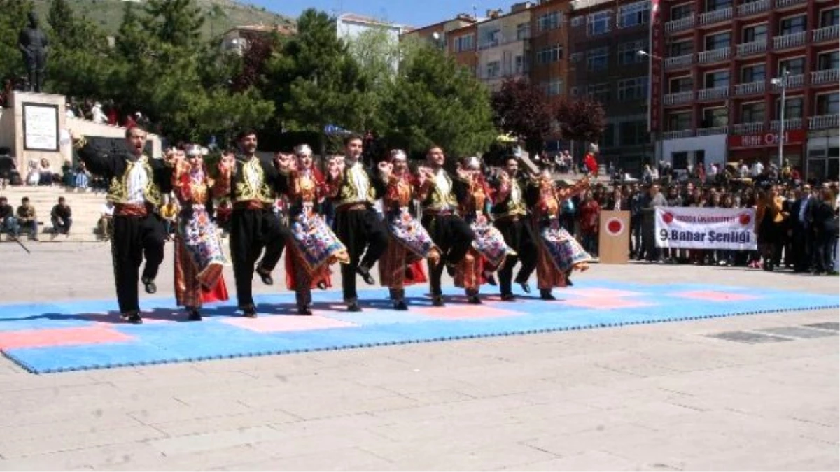 Bozok Üniversitesi 9.bahar Şenliği Başladı