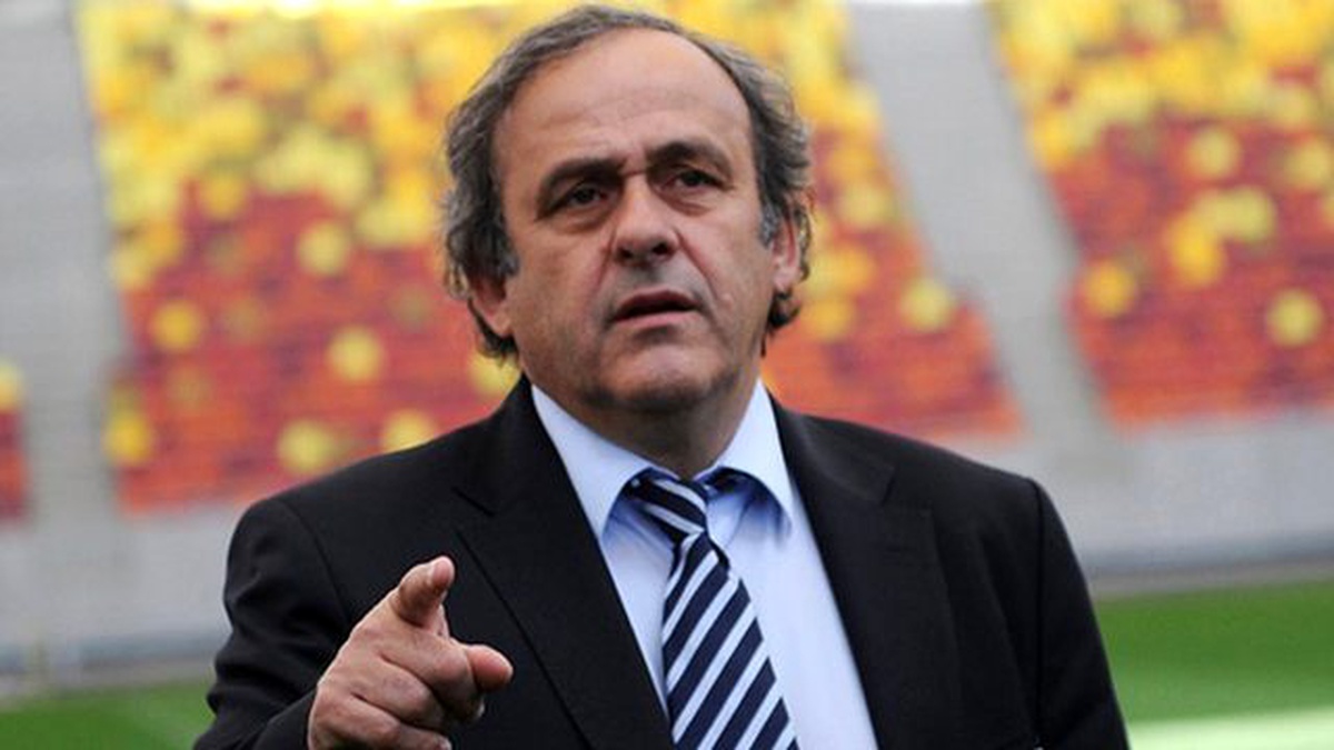 Cezası 4 Yıla İndirilen UEFA Başkanı Platini, İstifa Etti