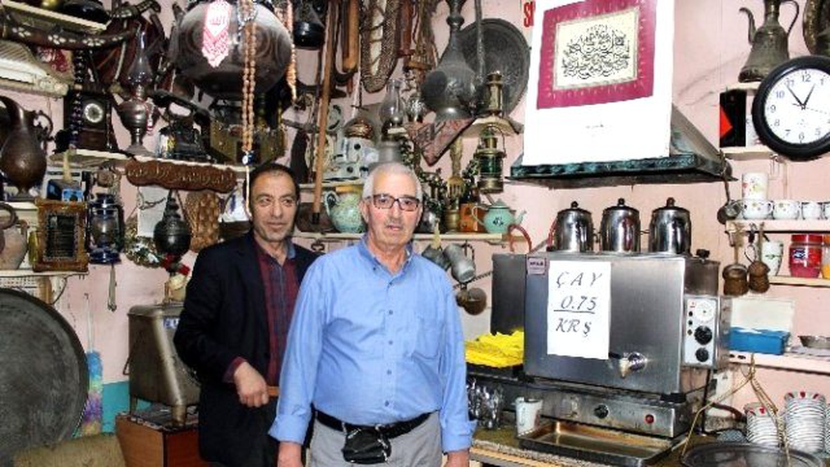 Çay Ocağında Tarihe Yolculuk