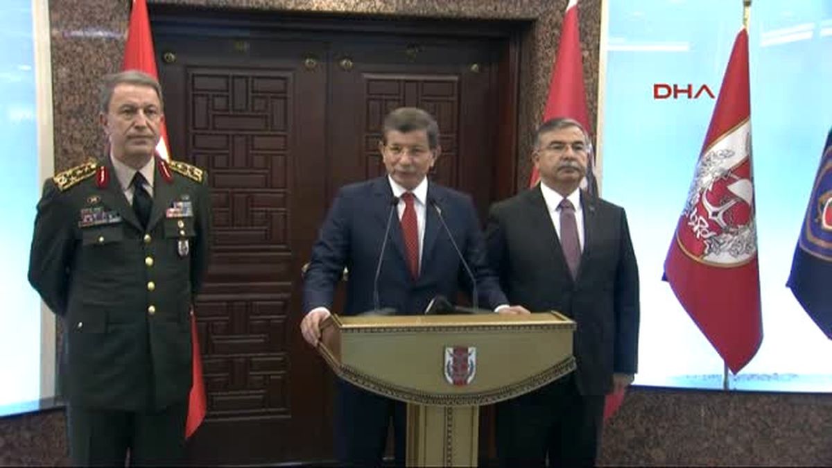 Davutoğlu; Operasyon Kararlarında Omuz Omuza Çalıştık