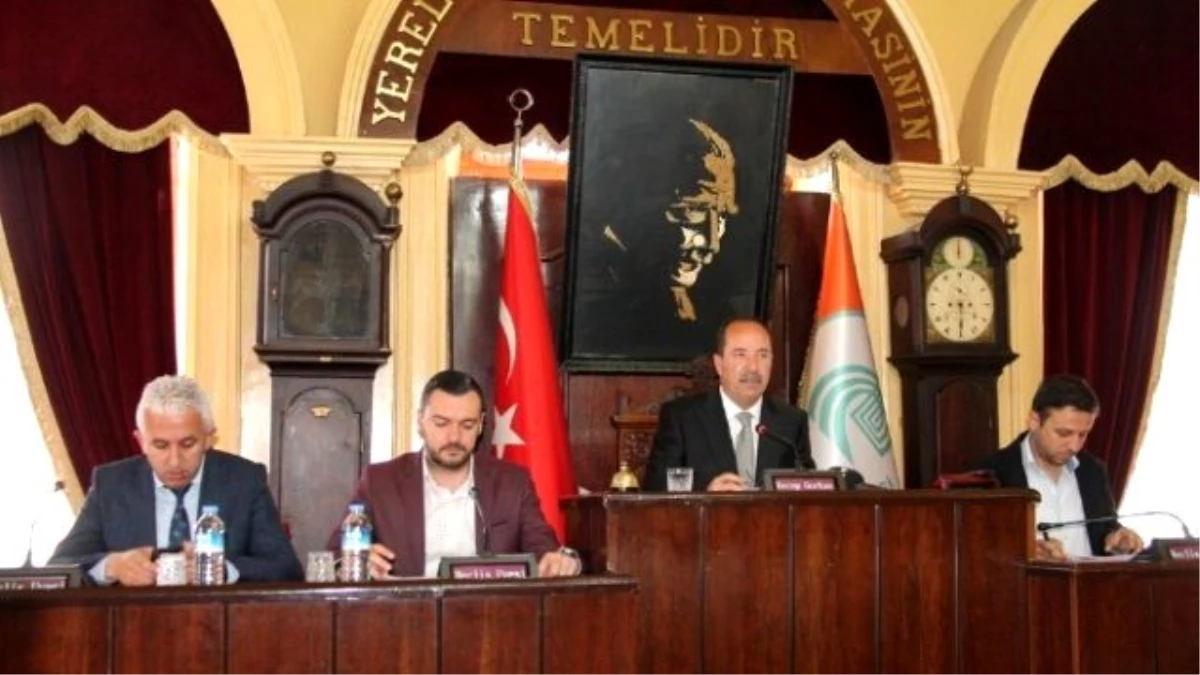 Edirne Belediyesi 2015 Bütçesini Gelir Fazlasıyla Kapattı