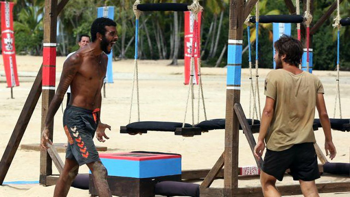 Efecan\'dan Semih\'e Karşı Olay Sevinç!